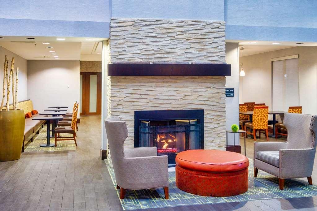 Hampton Inn Haverhill Interior photo