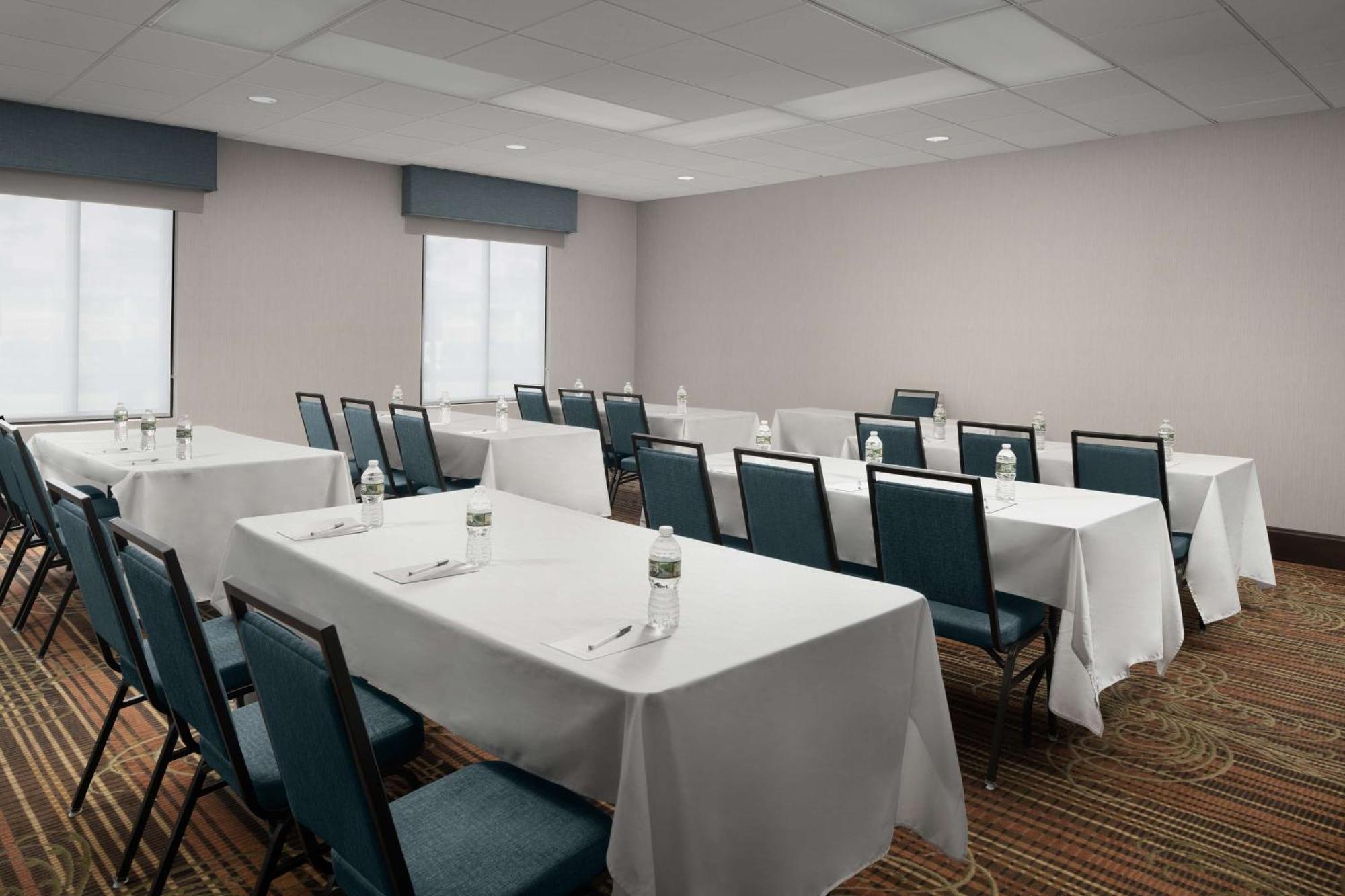 Hampton Inn Haverhill Exterior photo
