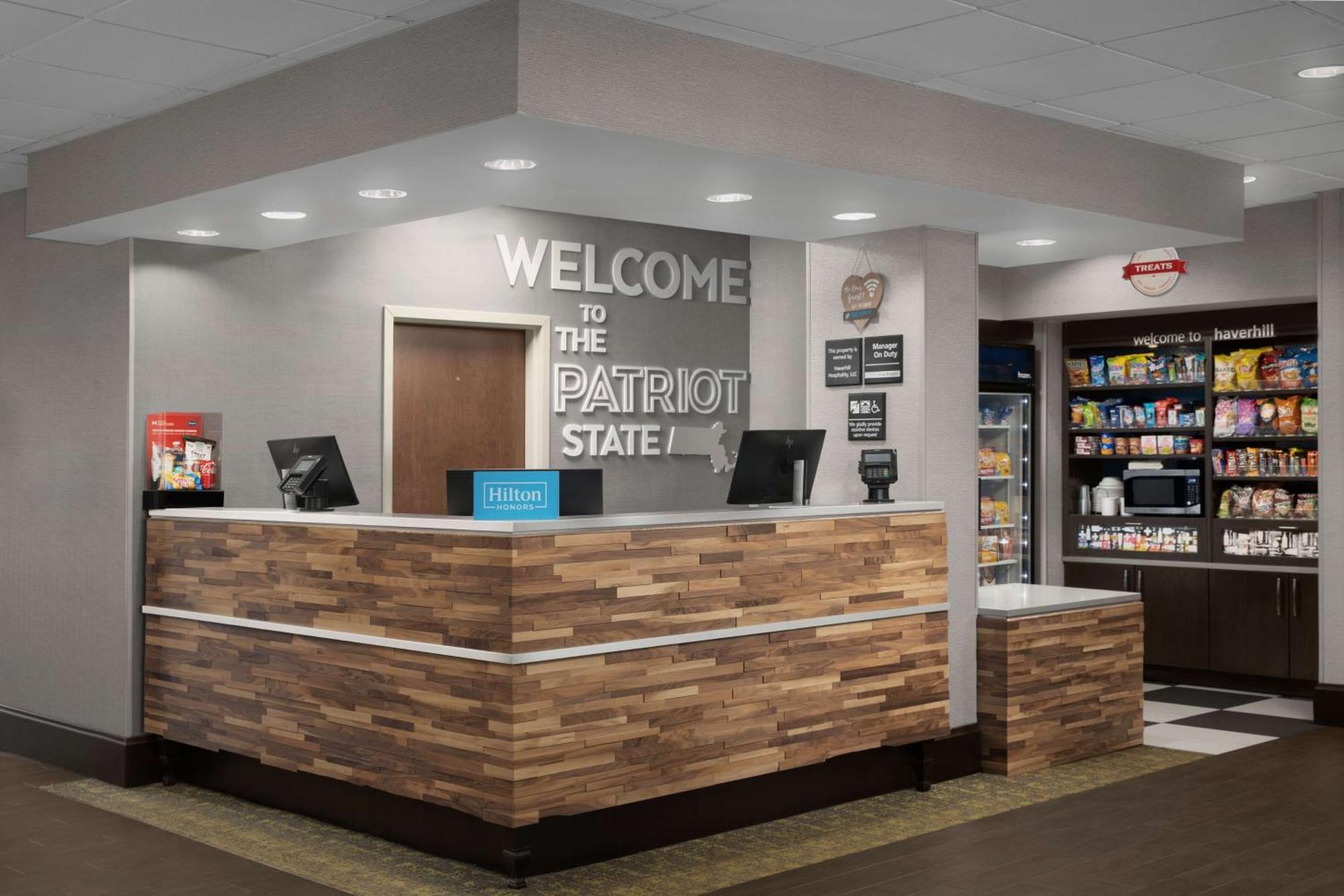 Hampton Inn Haverhill Exterior photo